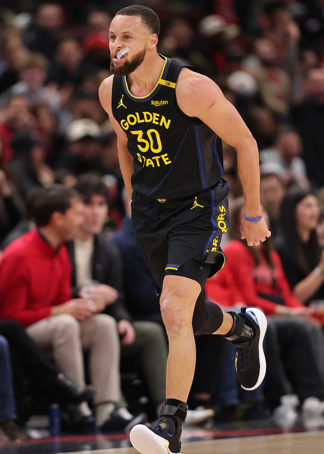 窗口期体能课后,芝加哥公牛刷新队史纪录备战NBA季后赛,更衣室稳定,纪律约束更严格的简单介绍